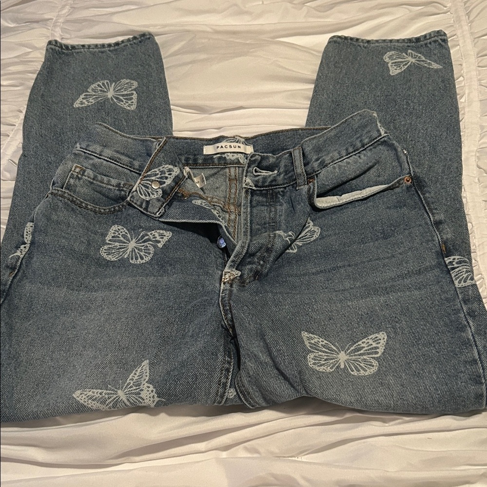 PacSun Women's Straight Leg Jeans with Butterfly Design